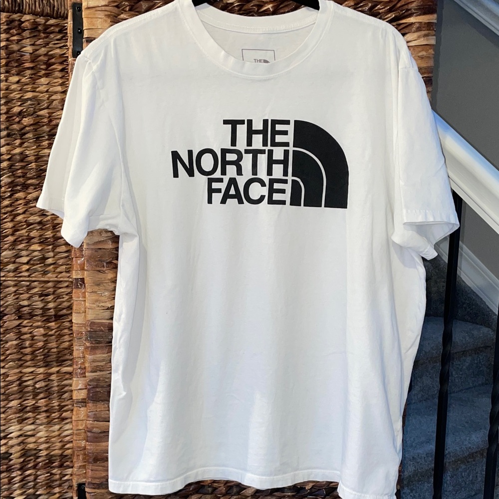 NWOT Men’s North Face T-Shirt Sz. XL
